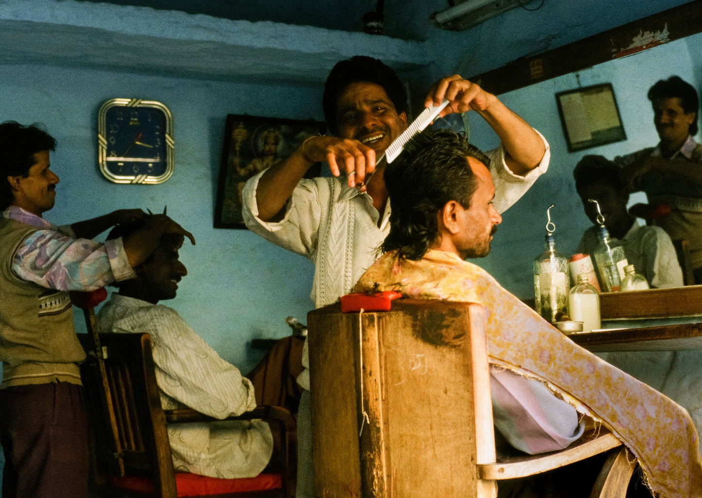 A Happy Barber (1978) - India