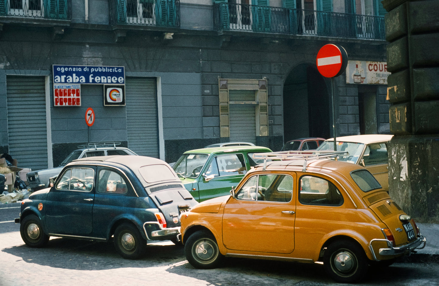 The Italian Collection - 'Fiat 500s' (1978) - Naples